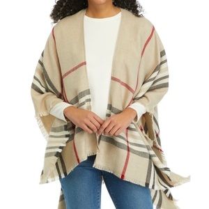 NEW| V. Fraas Plaid Open Front Ruana Wrap